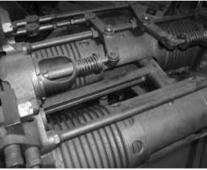 Connecting rod between Favata cylinders