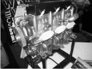 Una mejor vista lateral del Lycoming EL-060