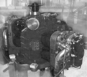 Hummel 4-cylinder engine