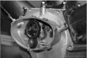 Kaspar engine distribution gears