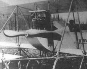 Un Kirkham B-6 en biplano