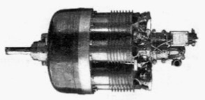 Vista lateral del motor Macomber carenado