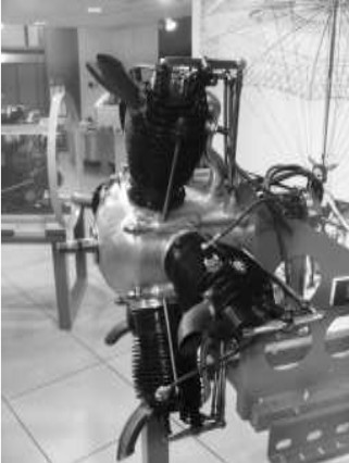 Side view of the exhibited Anzani engine