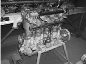 Panhard et Levassor 4-cylinder engine