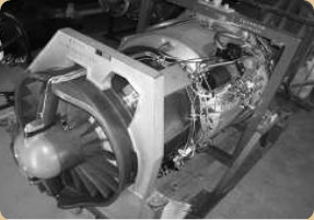 Rolls-Royce RB-162 en soporte horizontal
