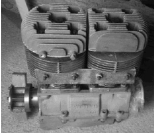 Base del motor del Trabant