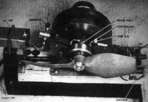 Motor Thomas-Wankel de pistón triangular