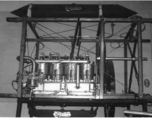 Motor Curtiss en la cuna de un Baldwin