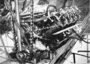 Curtiss V8 on the Silver Dart, with chain transmission