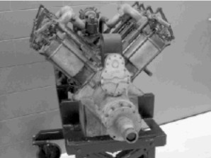 El motor marinero OX-6 de Curtiss