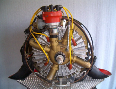 Vista frontal del motor Circom CRX-P1