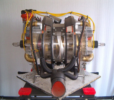 Vista lateral del motor Circom CRX-P1
